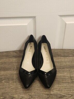 Anne Klein Maddy Rose Iflex Black Kitten Heels Size 8M